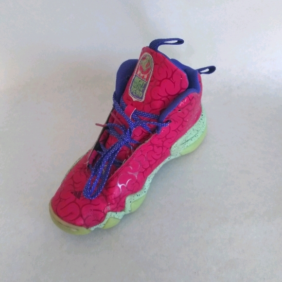 Mens Adidas Crazy 8 Night of the Ballin Dead shoes - Picture 8 of 10